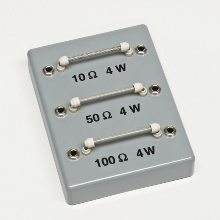 Widerstände, 3 Stück, auf Sockel